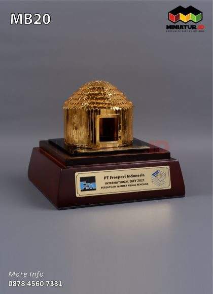 Souvenir Miniatur Rumah Honai Papua