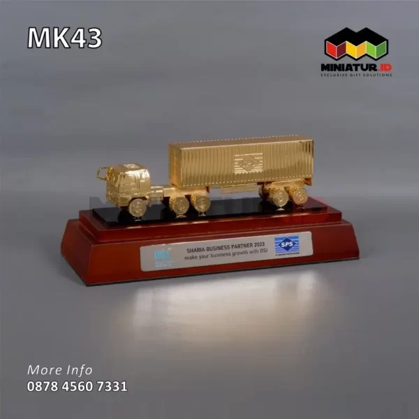 Souvenir Miniatur Truk Kontainer SPS