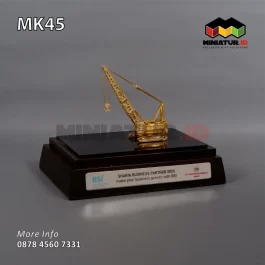 MK45 Souvenir Miniatur Excavator Crane