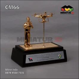 CM66 Miniatur Logam Operator Drone