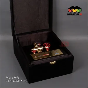 Box MTG39 Miniatur Wellhead Karamba Field Project Blok Wain