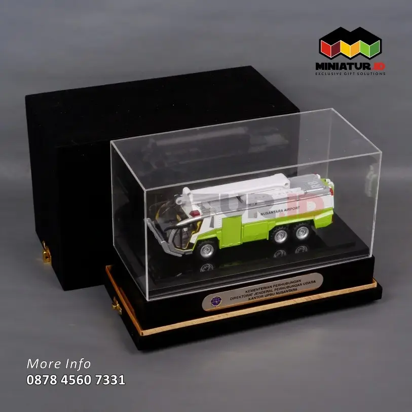 Box MK70 Miniatur Mobil Pemadam Nusantara Airport