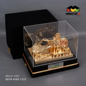 Box Miniatur Fasilitas Pengolahan Tambang