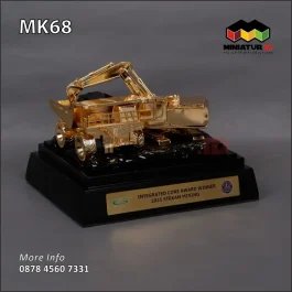 MK68 Miniatur Custom Dump Truck & Excavator